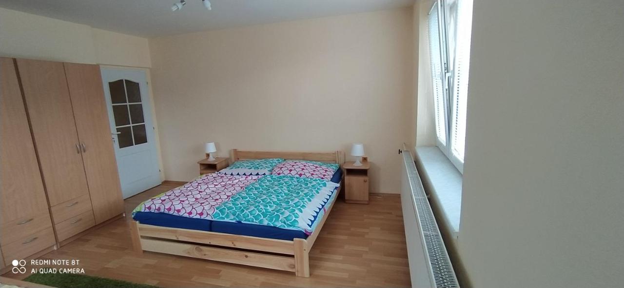 Apartman Stano ลิฟตอฟสกีมิคูลาช ภายนอก รูปภาพ